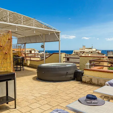 Isavi Apartamento Giardini Naxos